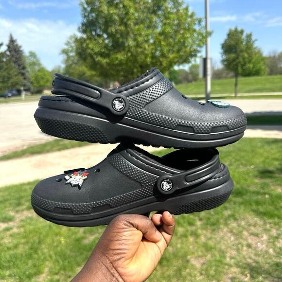 Crocs Classic‎ Lined Clogs With Charms Unisex Size M7 W9 Black Sandals - Picture 15 of 15